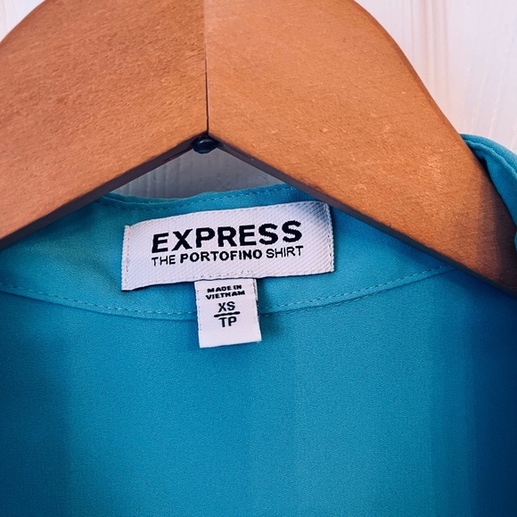 Express gorgeous blue long sleeve portofino shirt. Size XS - Picture 2 of 6